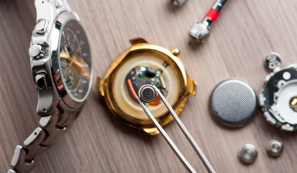 Watch repair, watch battery change service by Gillian's Jewellery, Best Forest Hill and Eastern Suburbs of Melbourne Jeweller, Jewellery Repair, Remodel, Restore, Custom Design