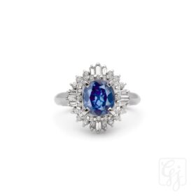 Estate Platinum Sapphire And Dia Ring