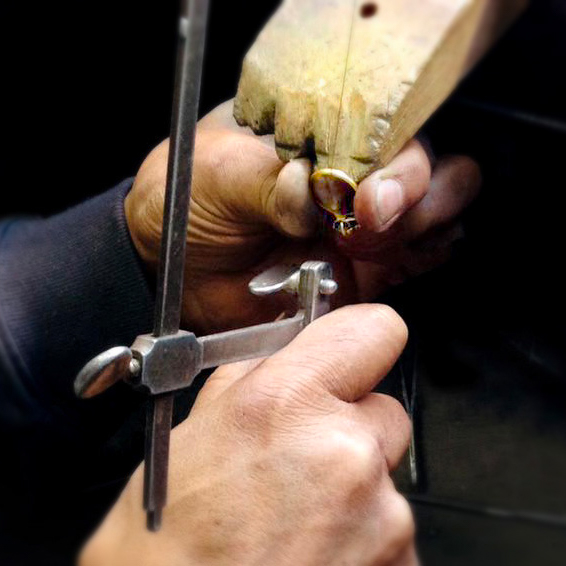 Ring Resizing by Gillian's Jewellery, Jewellery Repair Shop Forest Hill Melbourne, Jewellery Repair, Jewellery Remodel, Jewellery Restore, Custom Jewellery Design